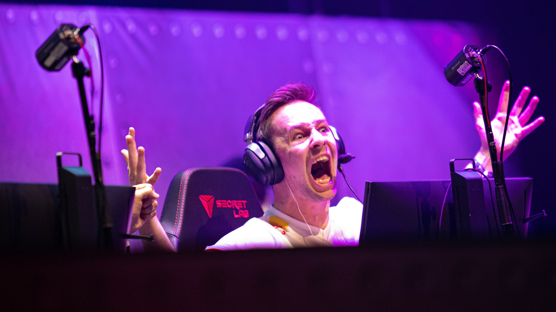Valve обновила правила проведения RMR-турниров по CS:GO - изображение обложка
