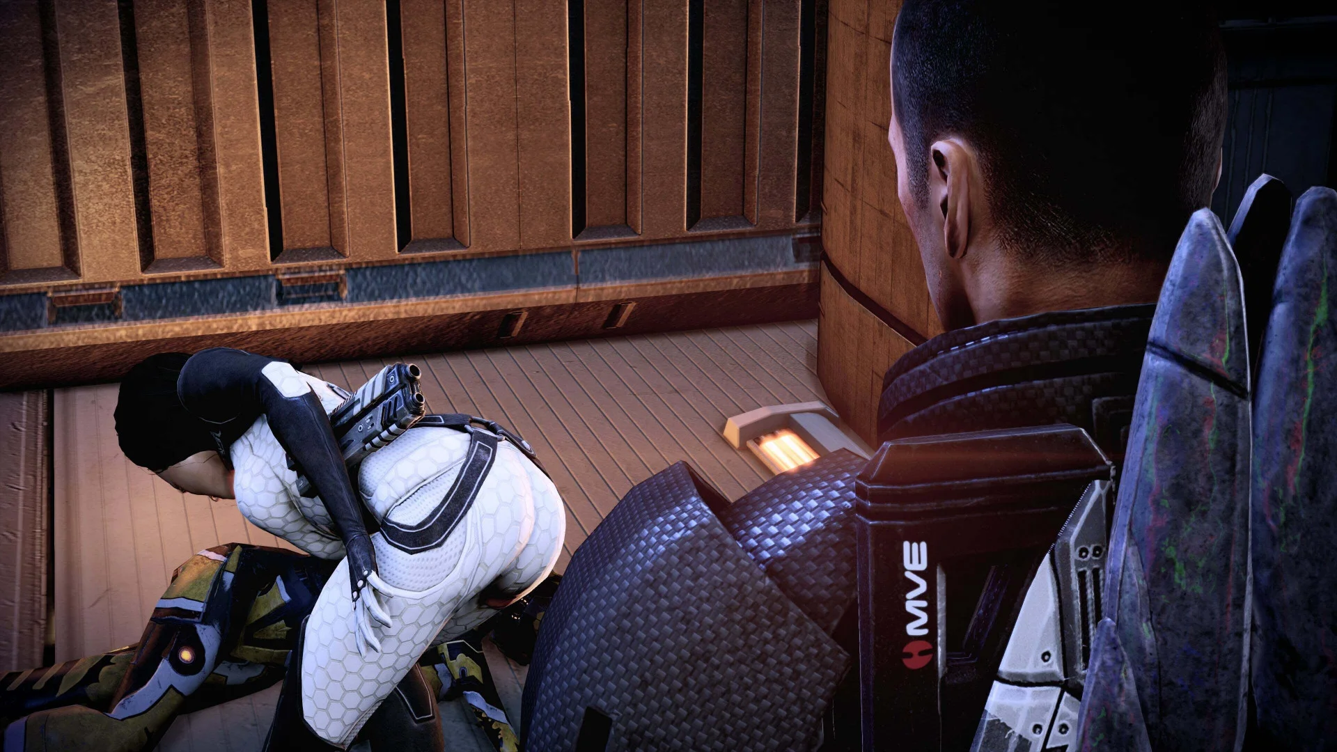 СМИ провели расследование о сценах с попой Миранды в Mass Effect Legendary Edition - фото 4