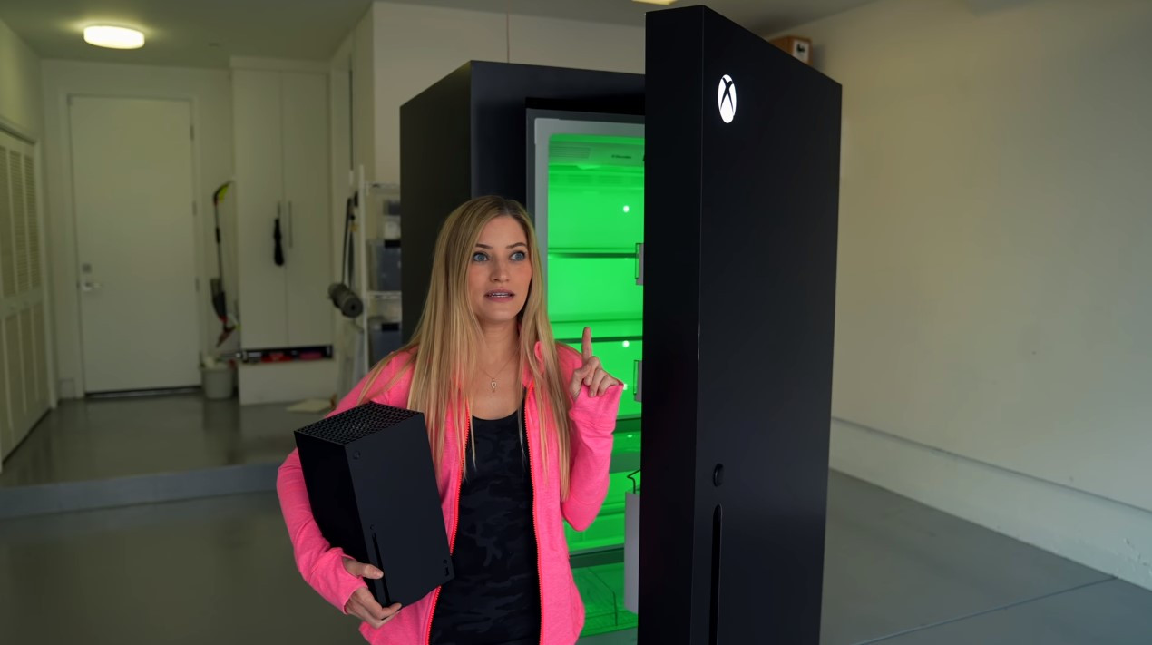 Шутка зашла слишком далеко: распаковка холодильника в стиле Xbox Series X - изображение обложка