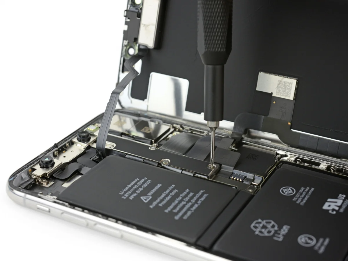 Специалисты оценили ремонтопригодность iPhone X - фото 3
