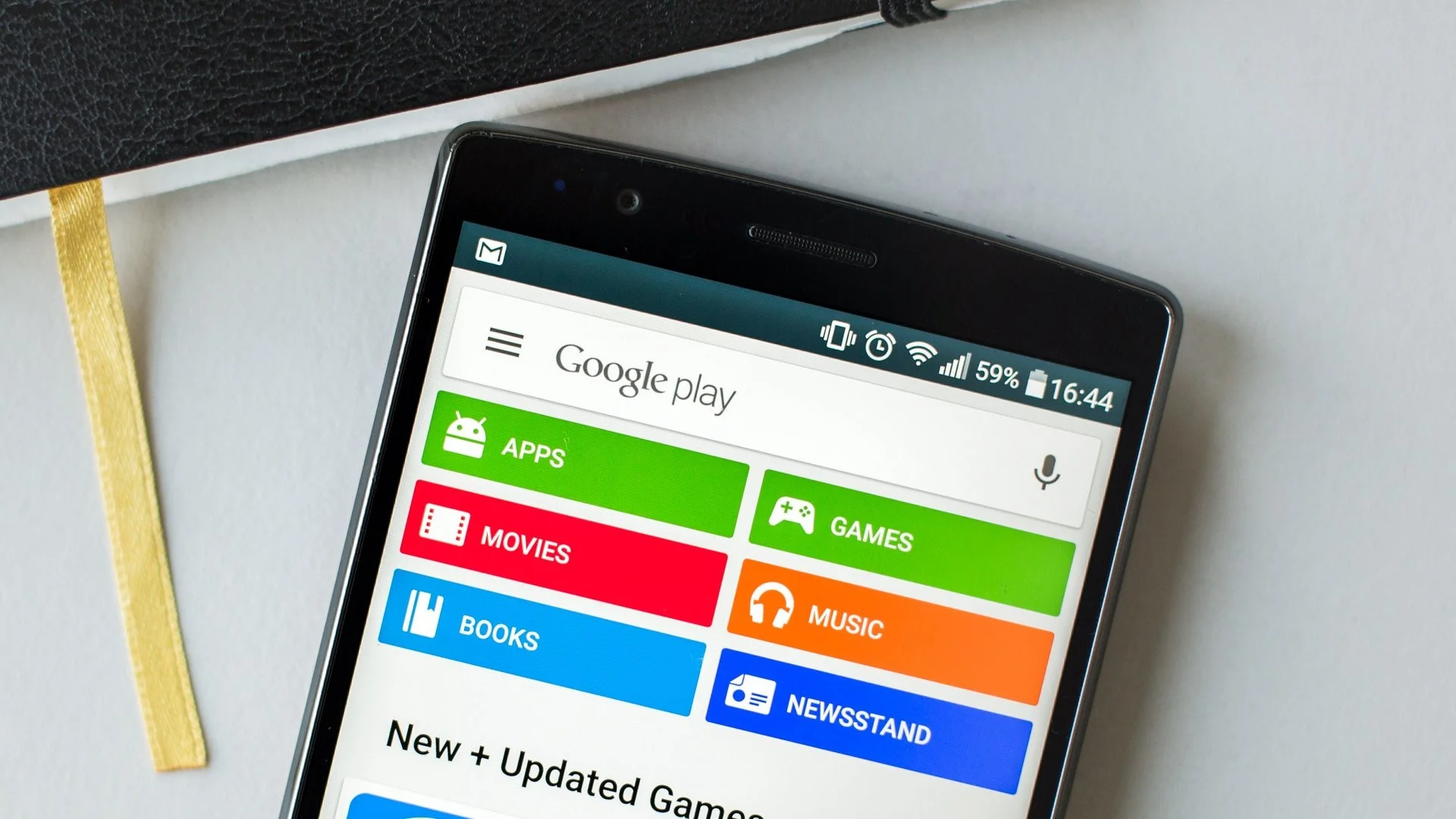 В новых телефонах нет Google Play — почему и что делать?