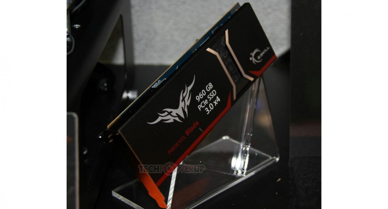 SSD G.Skill Phoenix Blade сделан в виде карты расширения PCI-Express - изображение обложка