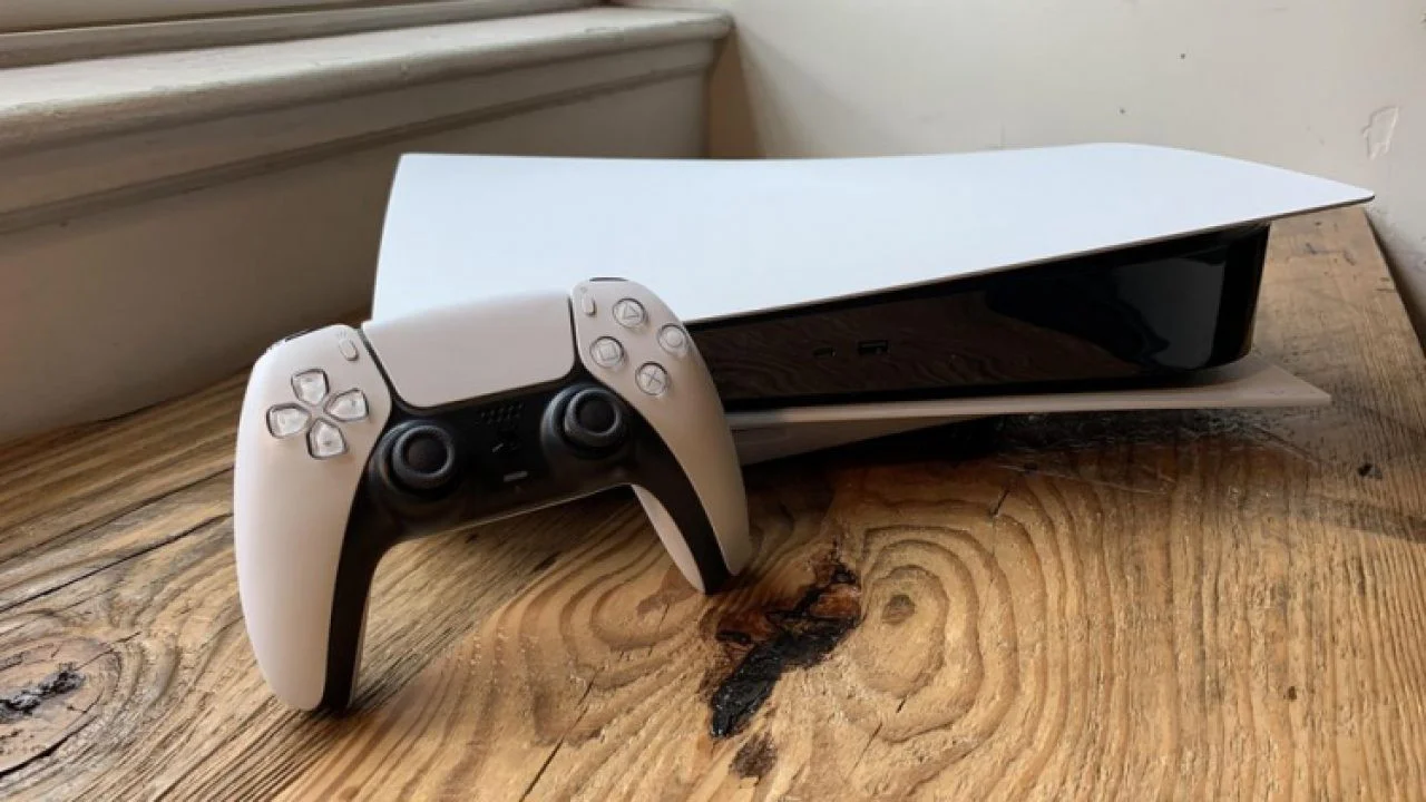 Sony выпустила огромный гайд про PlayStation 5 — главное из него - изображение обложка