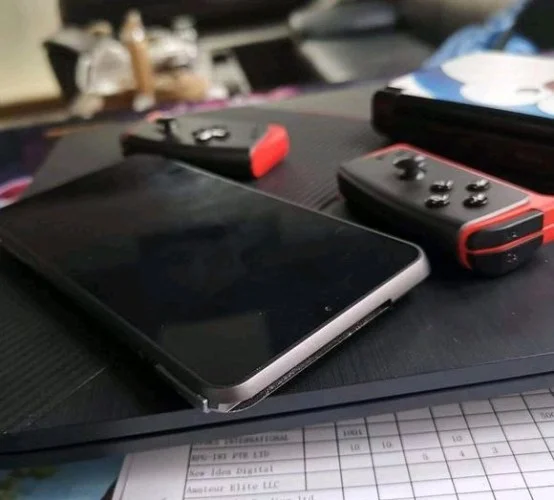 Утечка указывает, что GPD разрабатывает игровой планшет со съёмными контроллерами - фото 2