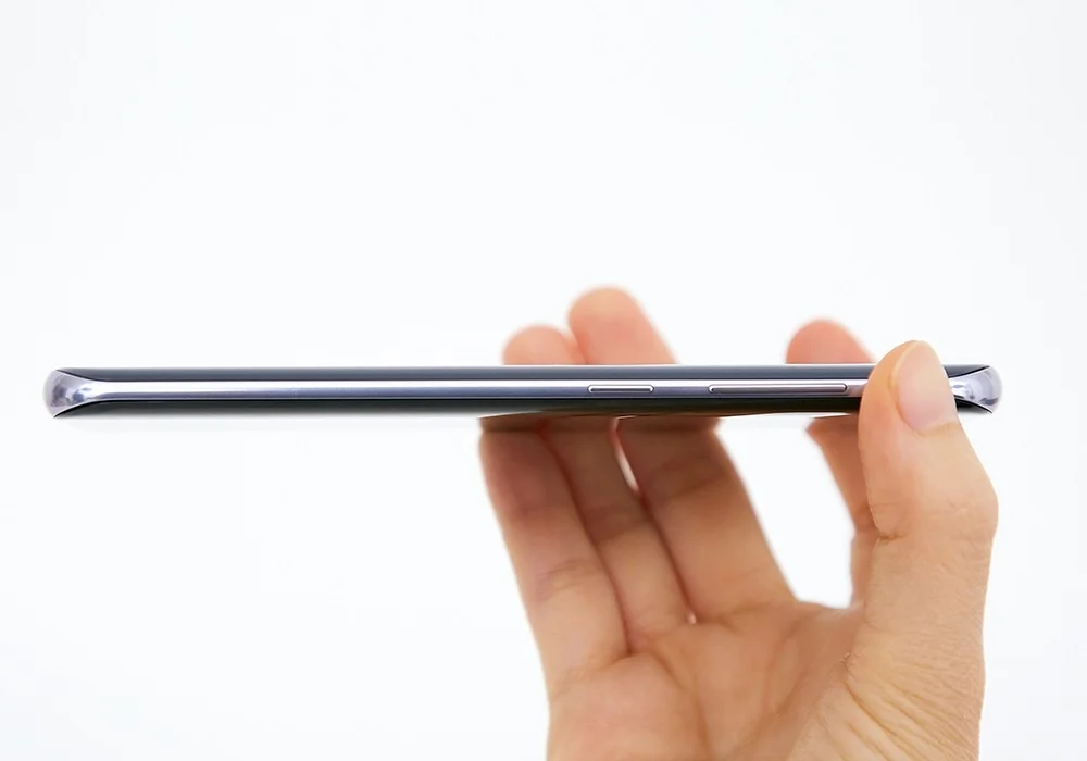 Samsung анонсировала смартфоны Galaxy S8 и S8 Plus - фото 4