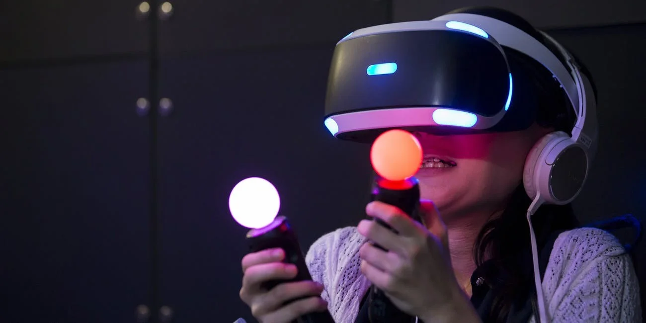 Планы Sony на новый VR-шлем могут включать отслеживание взгляда и беспроводную связь - фото 1