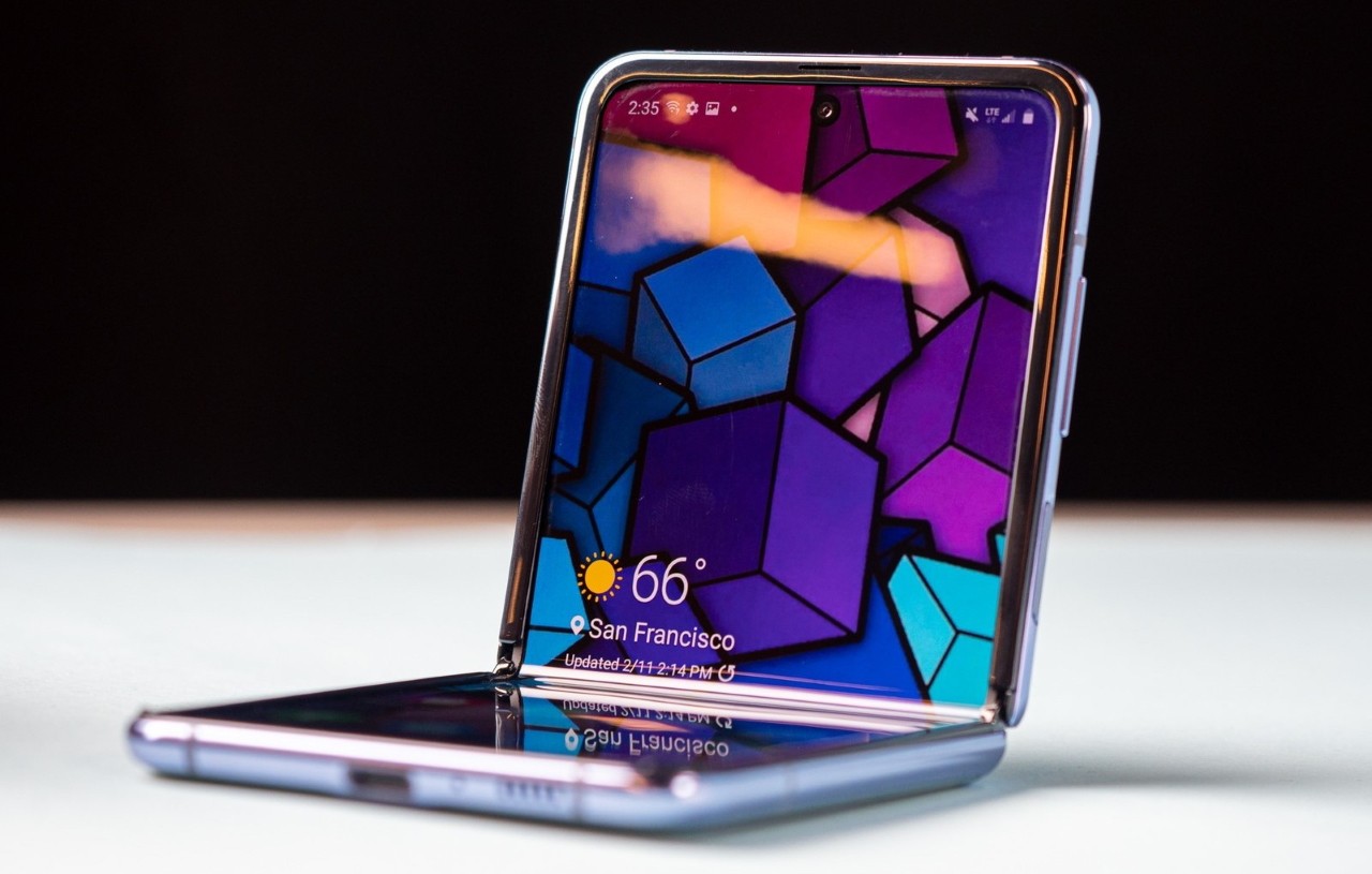 Samsung показала процесс сборки Galaxy Z Flip - изображение обложка