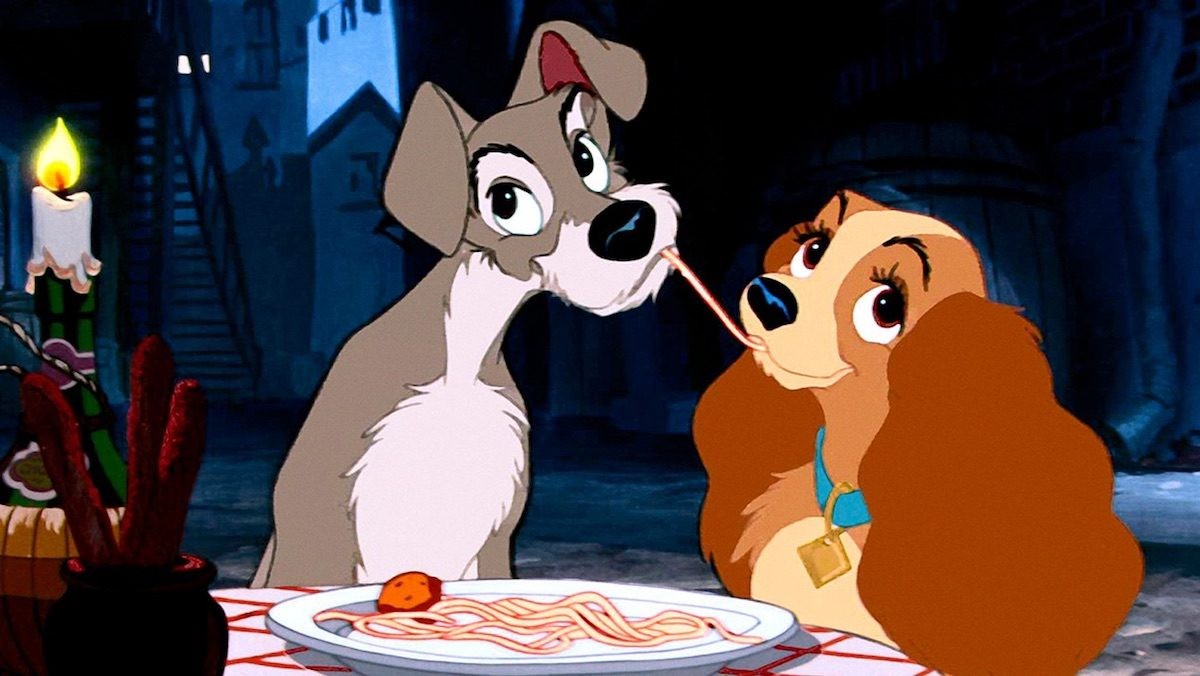Disney представила актёрский и собачий состав ремейка «Леди и Бродяга» - изображение обложка