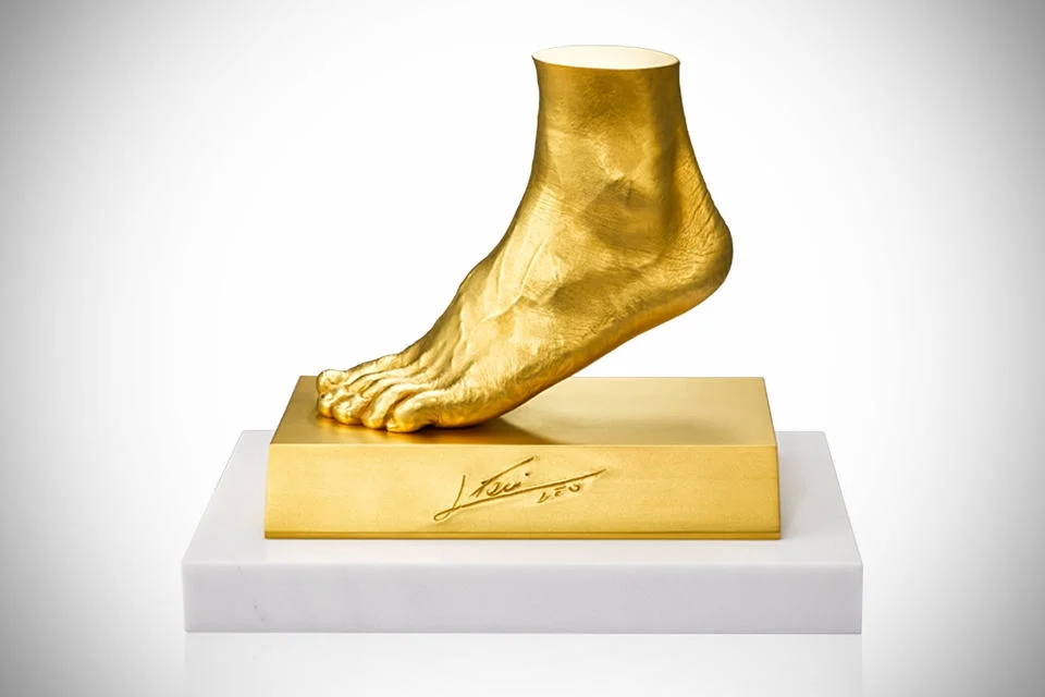 Сделанную из чистого золота маску Дарта Вейдера оценили в 1,4 миллиона долларов - фото 3