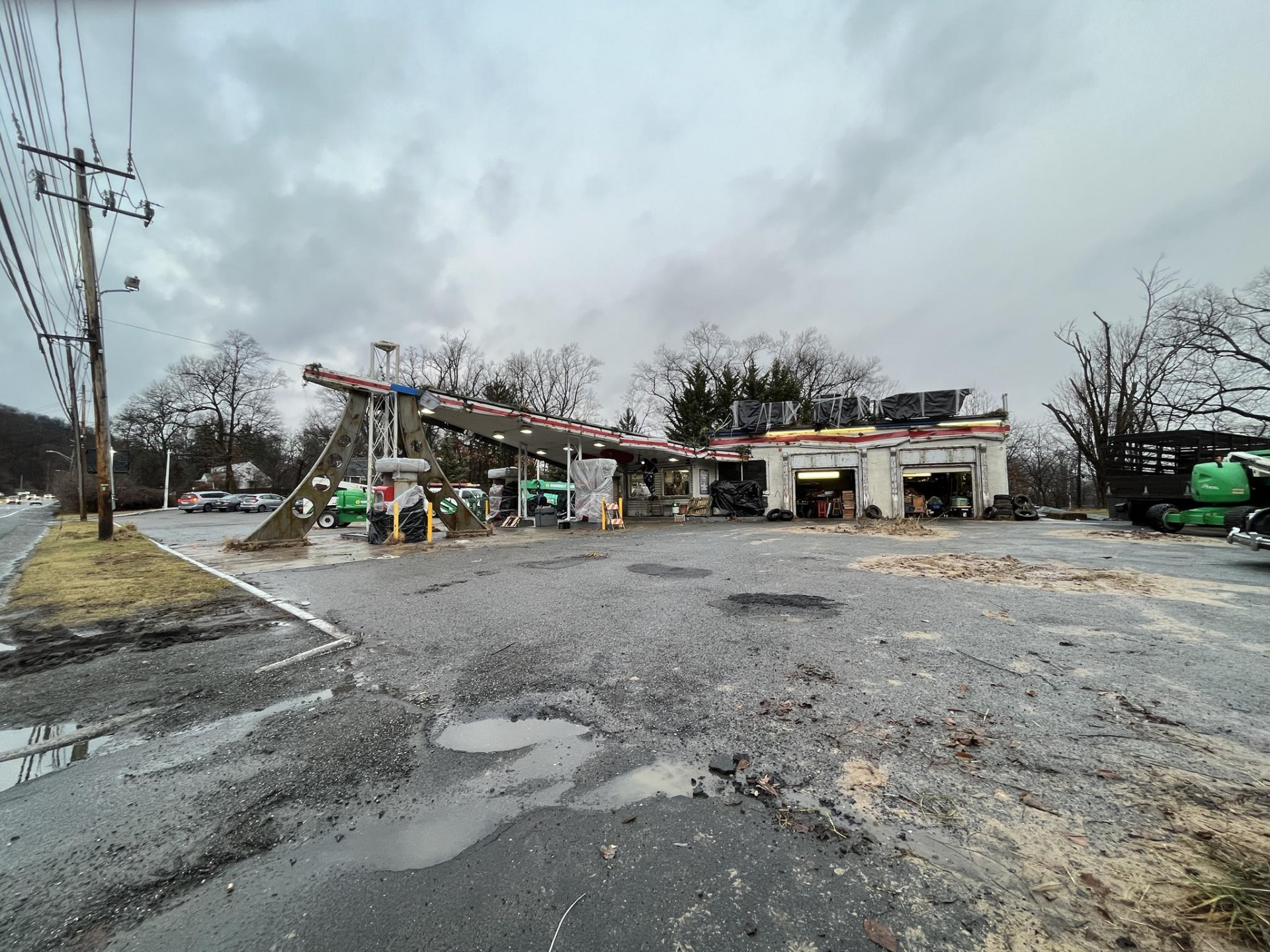 В сети появились новые фотографии со съёмок сериала по Fallout для Amazon - фото 1