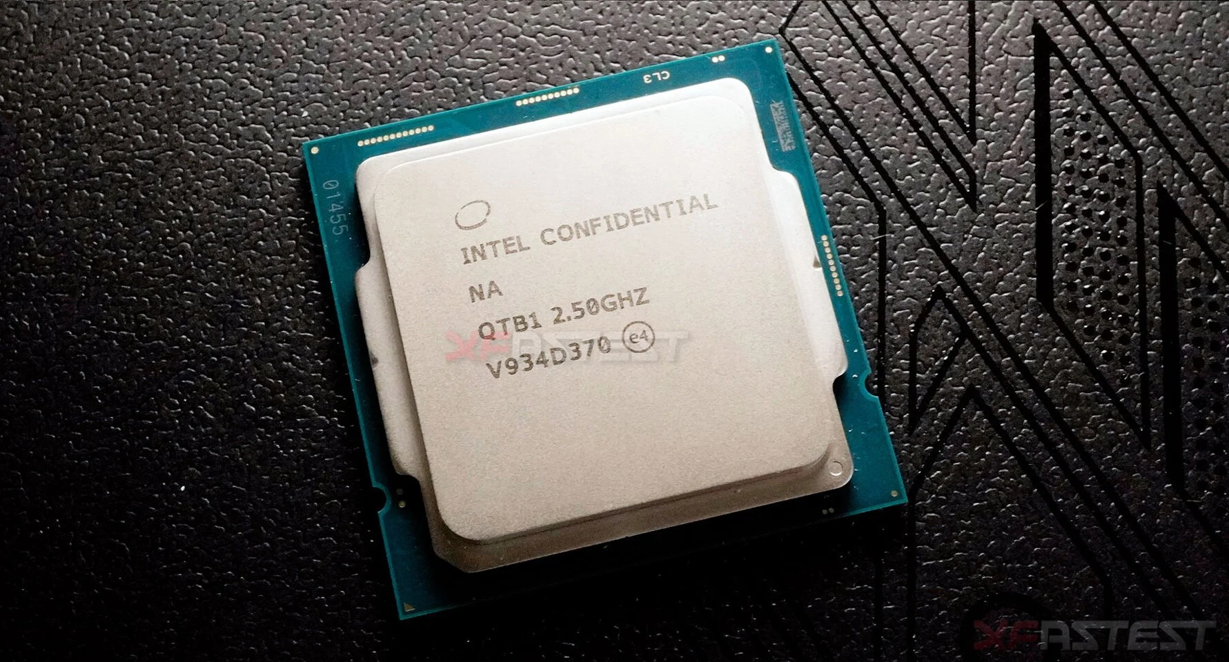 Появились качественные фото процессора Intel Core i9-10900 - фото 1