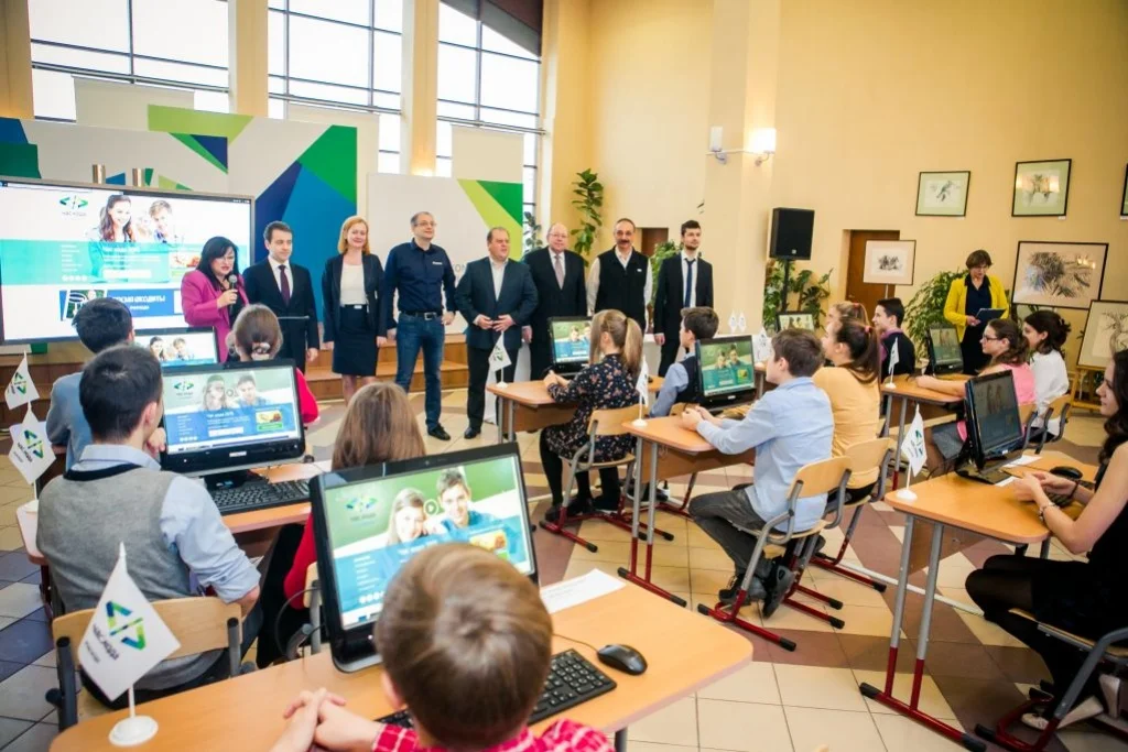 В московской школе прошел «Час кода» - изображение 1 В московской школе прошел «Час кода» - фото 1