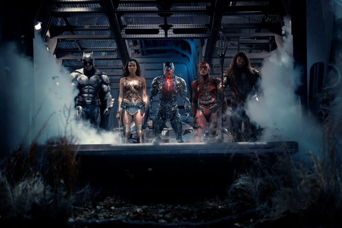 Новый кадр из «Лиги справедливости» представил супергероев во всей красе - фото 1