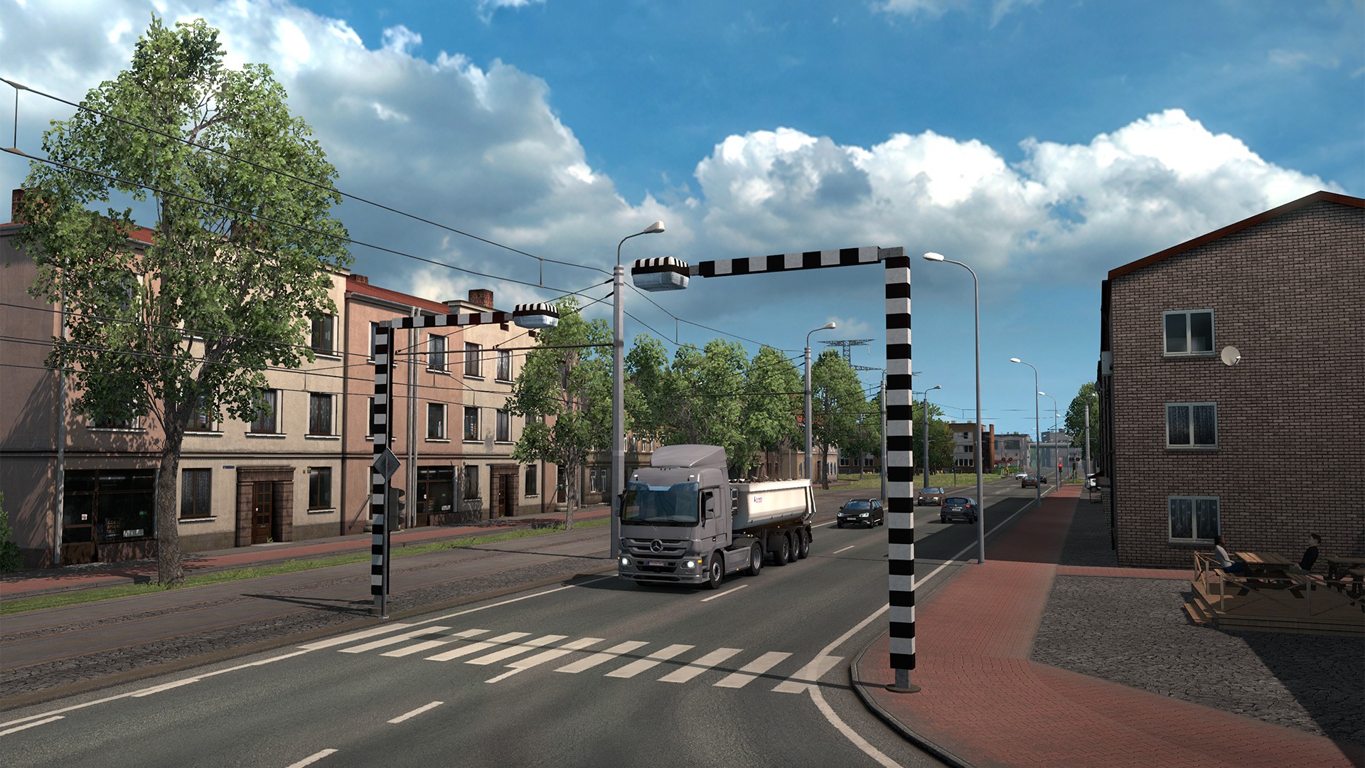 Авторы Euro Truck Simulator 2 прокатились по Санкт-Петербургу - изображение обложка