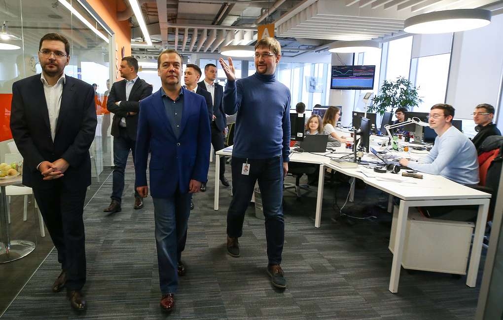 Дмитрий Медведев раскритиковал зарубежных авторов исторических игр - изображение 2 Дмитрий Медведев раскритиковал зарубежных авторов исторических игр - фото 2