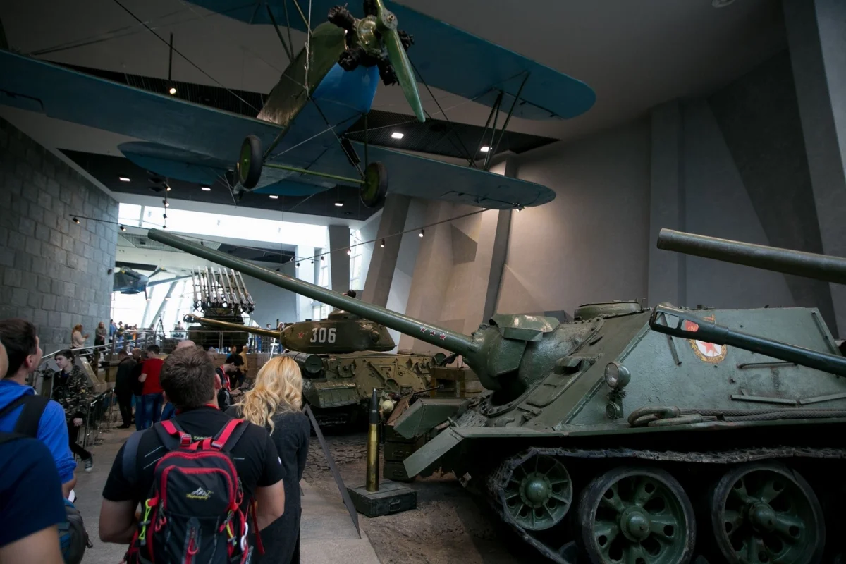 Миллион в онлайне, сто тысяч вживую: в Минске прошел «День танкиста» - фото 10