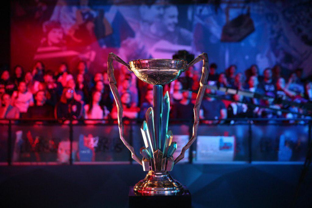 Победителем недавней Континентальной лиги League of Legends стала Gambit - изображение обложка