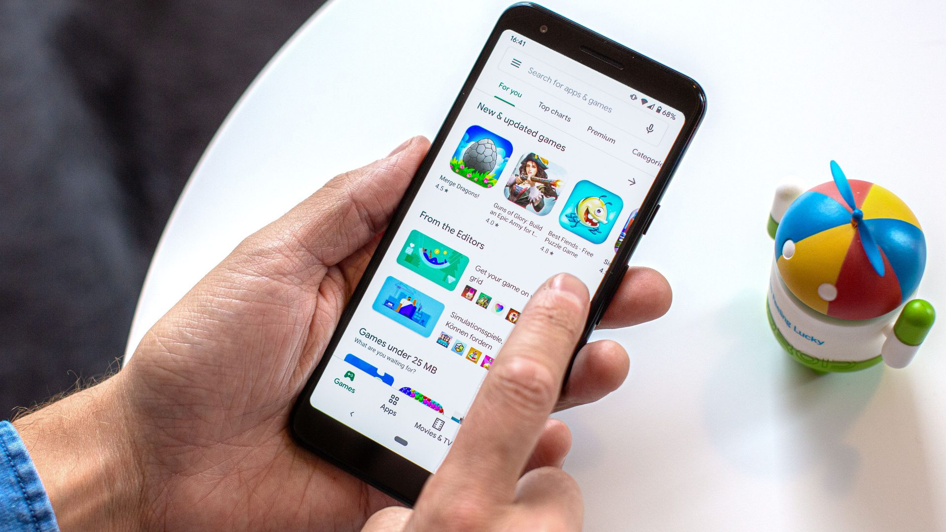 Россияне не смогут загружать платные приложения в Google Play - изображение обложка