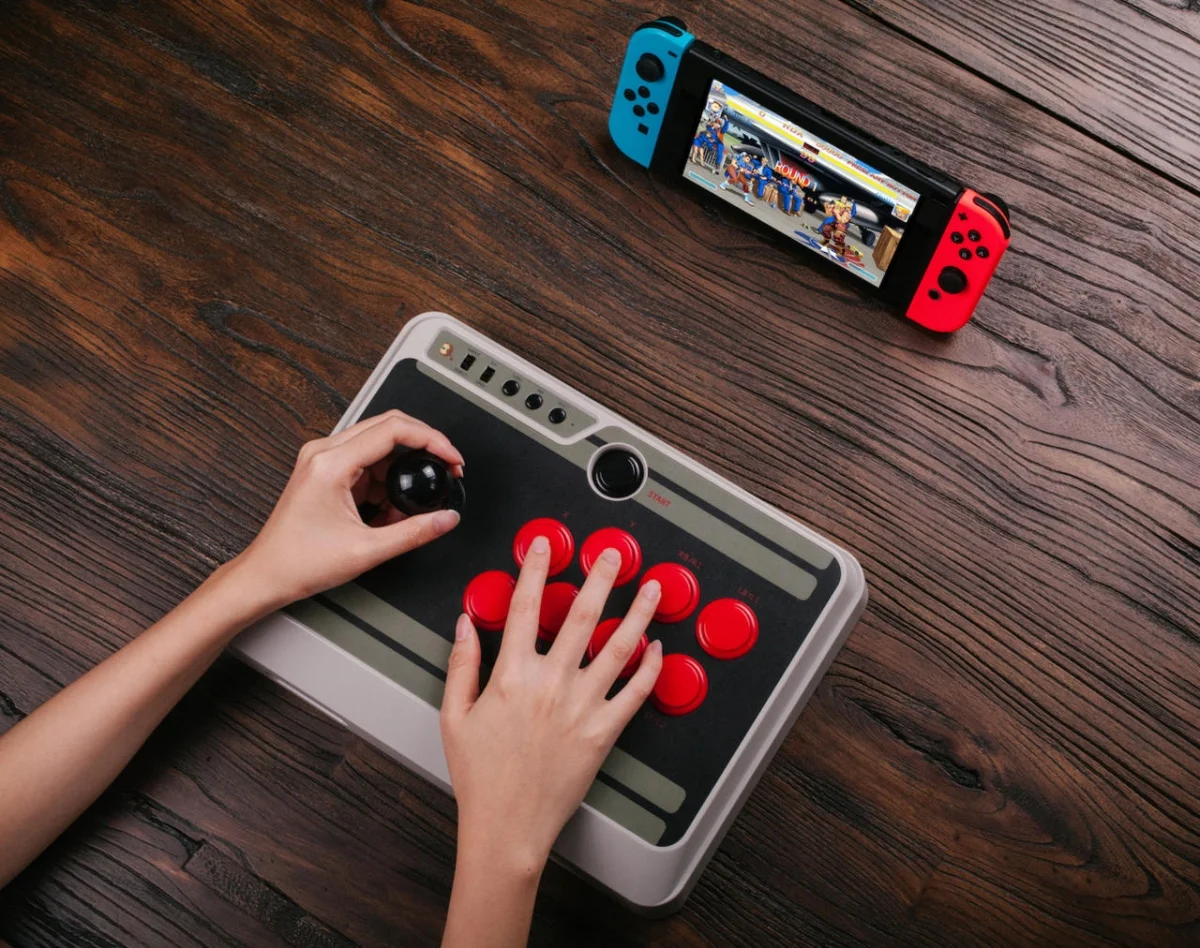 8Bitdo выпустит для Nintendo Switch контроллеры в стиле геймпадов для SNES - фото 2