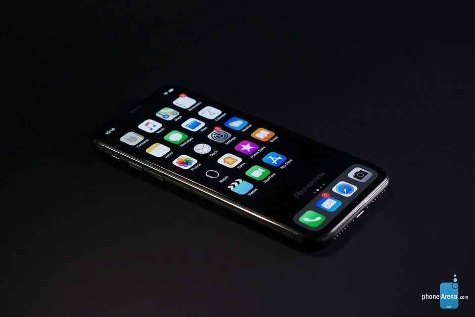 Вот так может выглядеть iPhone XI с iOS 13 и тёмной темой - фото 5
