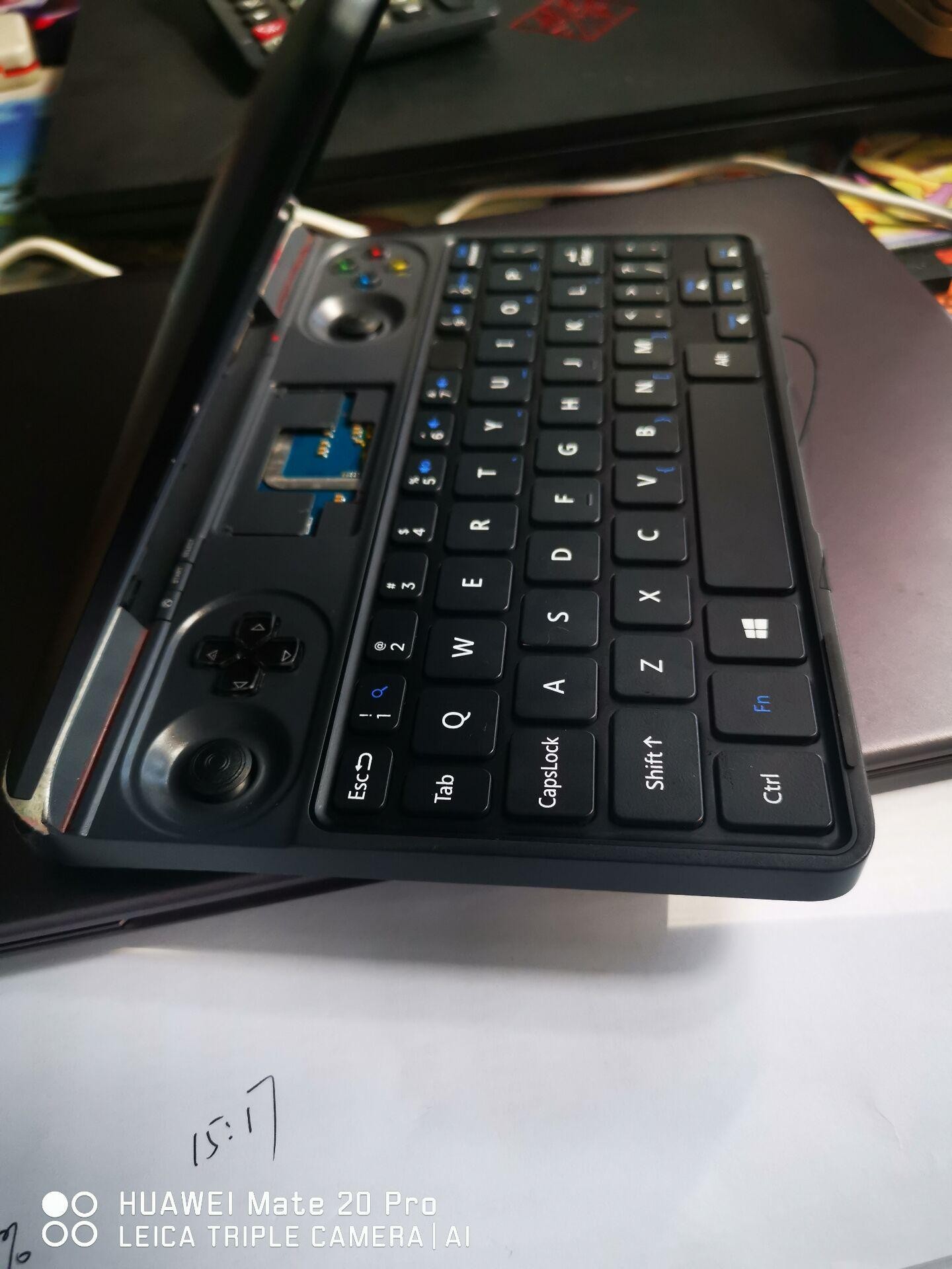 Утечка показала, как может выглядеть мини-ноутбук GPD Win Max - изображение 1 Утечка показала, как может выглядеть мини-ноутбук GPD Win Max - фото 1