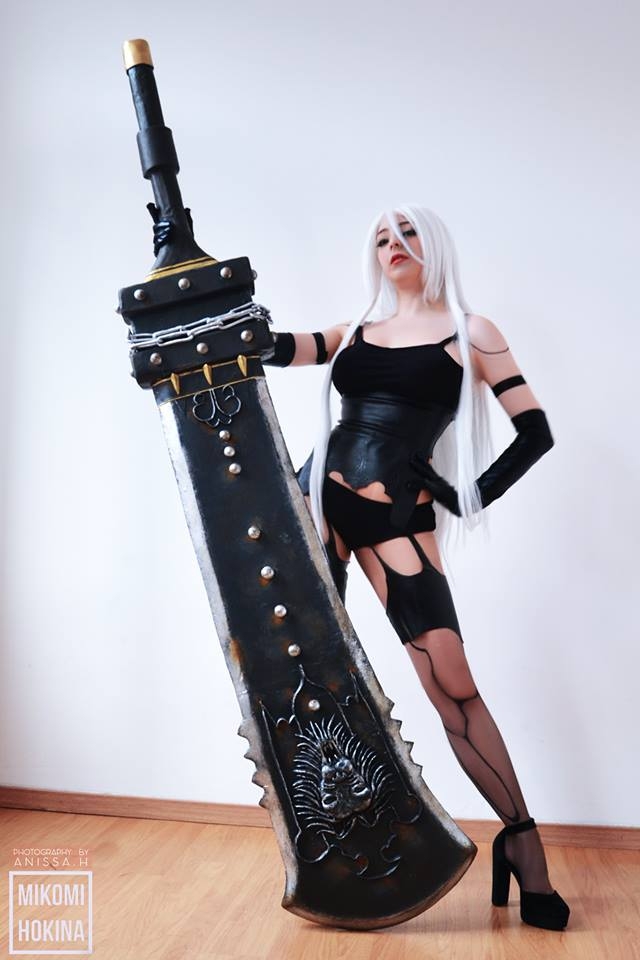 Косплей A2 из NieR: Automata: меч впечатляющих размеров! - изображение 2 Косплей A2 из NieR: Automata: меч впечатляющих размеров! - фото 2