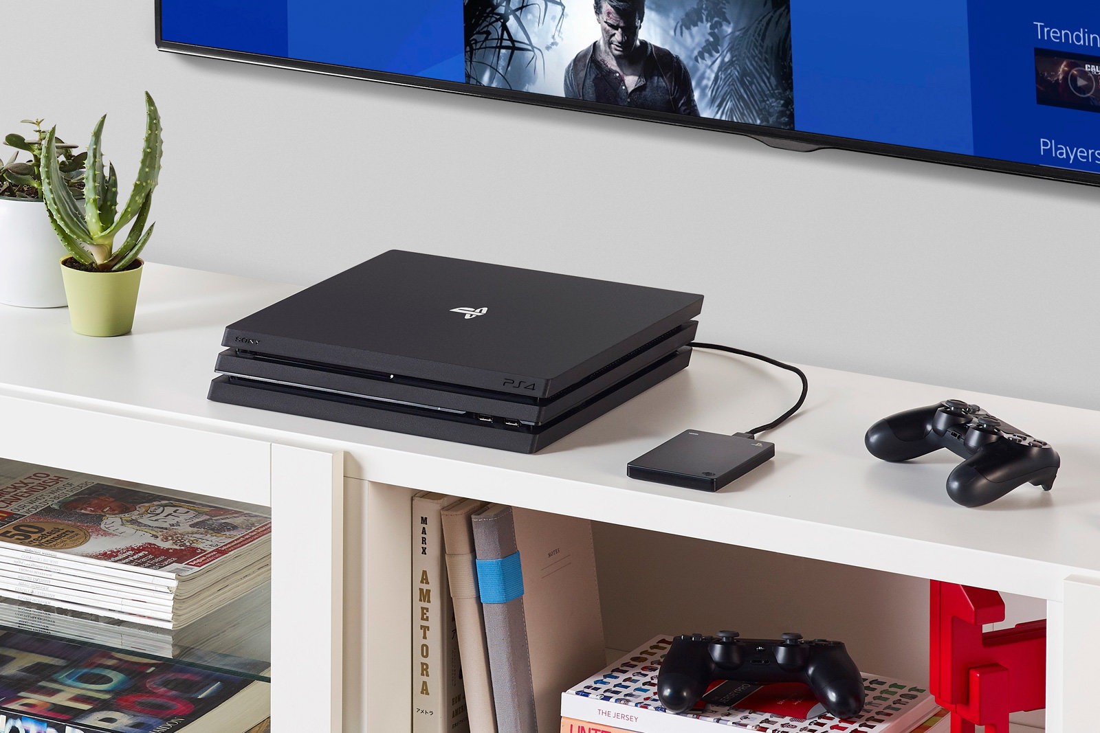 Seagate представила жёсткий диск для PS4 - изображение обложка