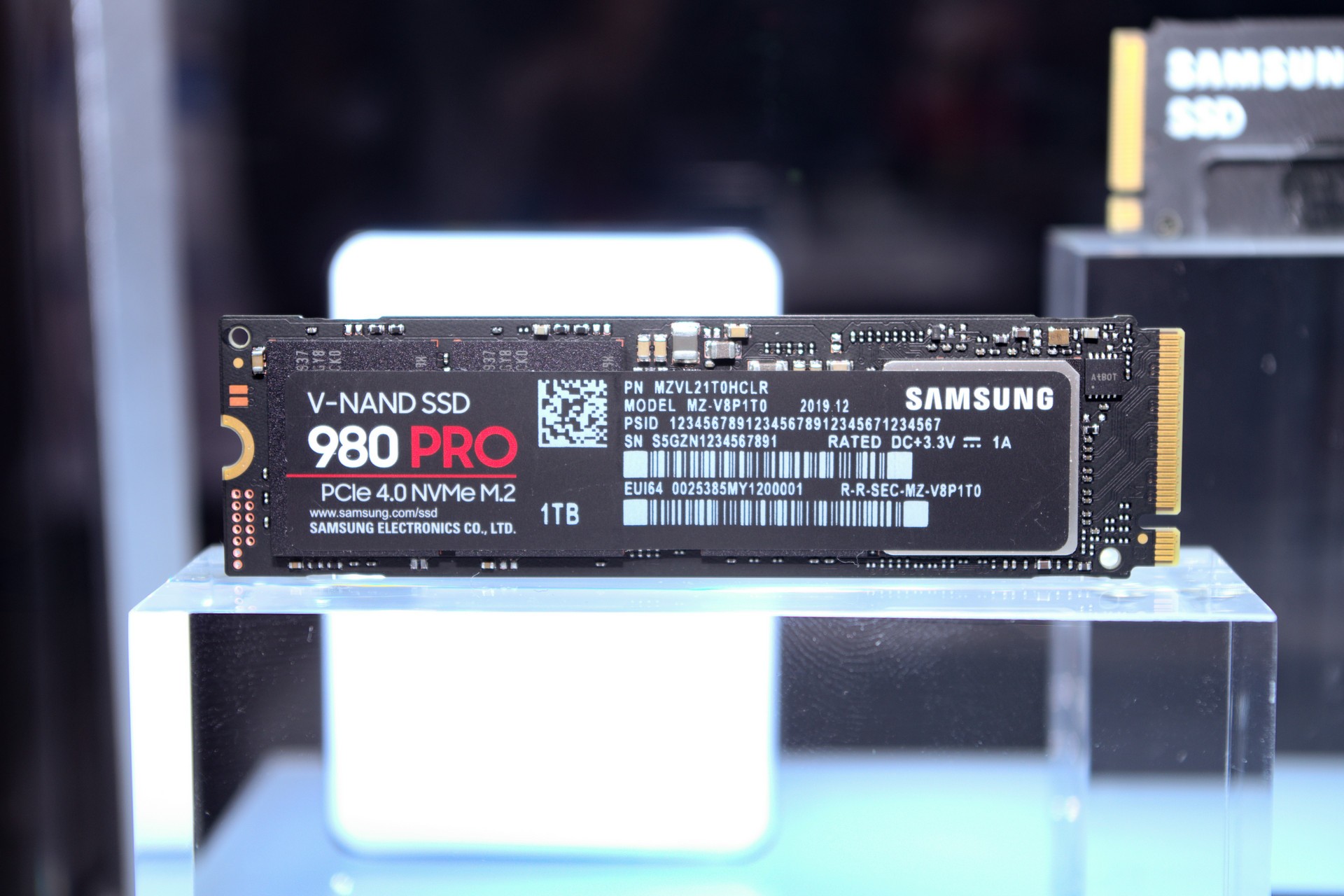 CES 2020: представлены накопители Samsung 980 PRO с PCIe 4.0 - изображение обложка