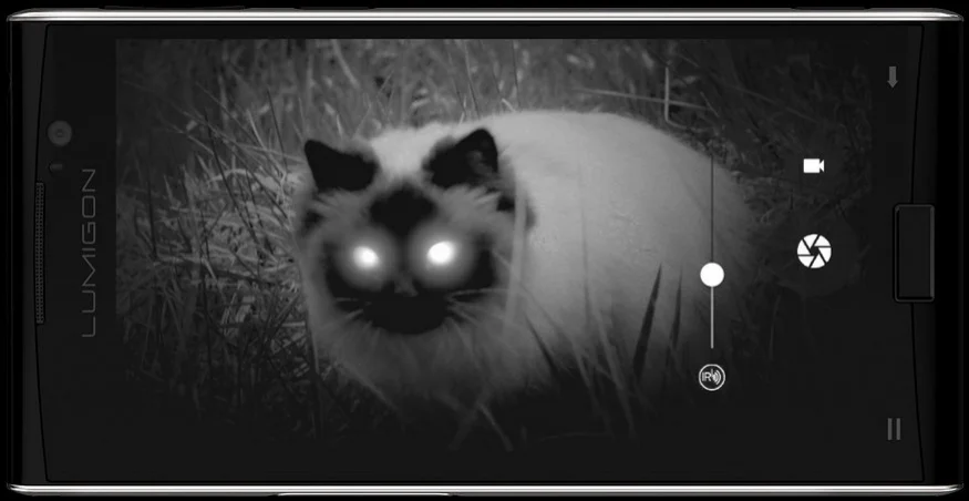 Смартфон Lumigon T3 получил камеру ночного видения - фото 1