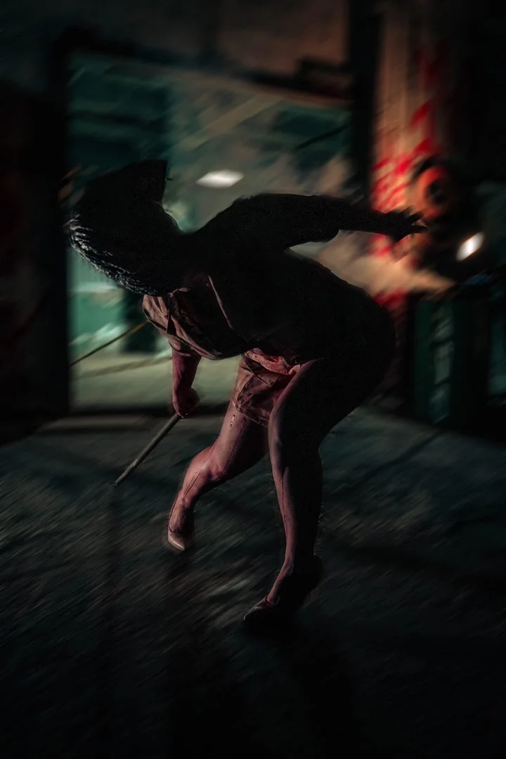 Косплеер показала чудовищную медсестру из серии Silent Hill - фото 1