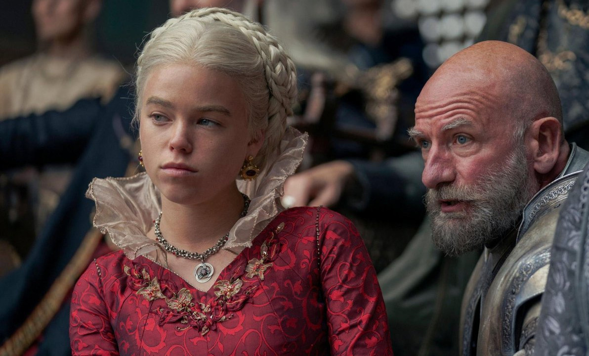 Один из шоураннеров «Дома Дракона» не будет работать над вторым сезоном - изображение обложка
