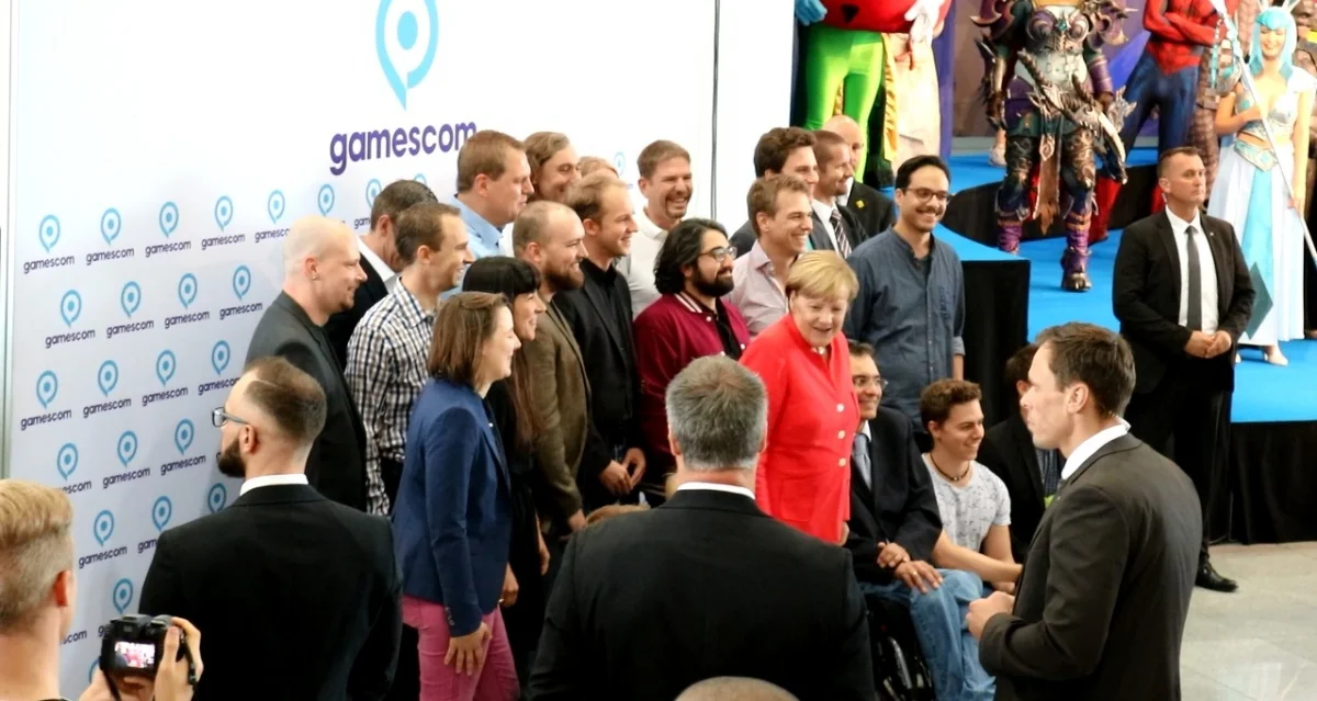 Ангела Меркель открыла gamescom 2017 - фото 3