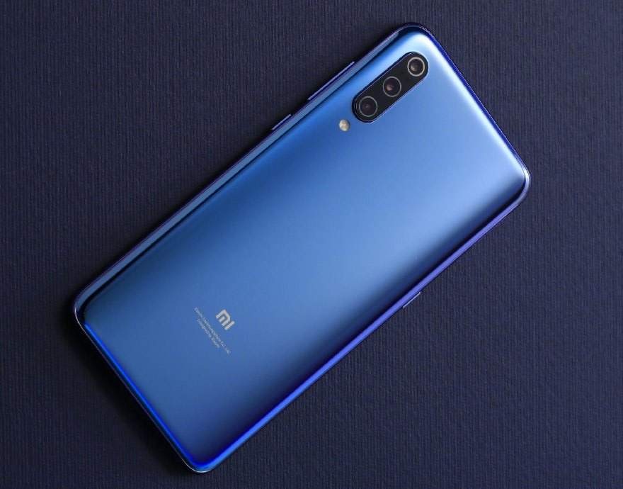 Опубликованы официальные фото флагманского смартфона Xiaomi Mi 9 - изображение обложка