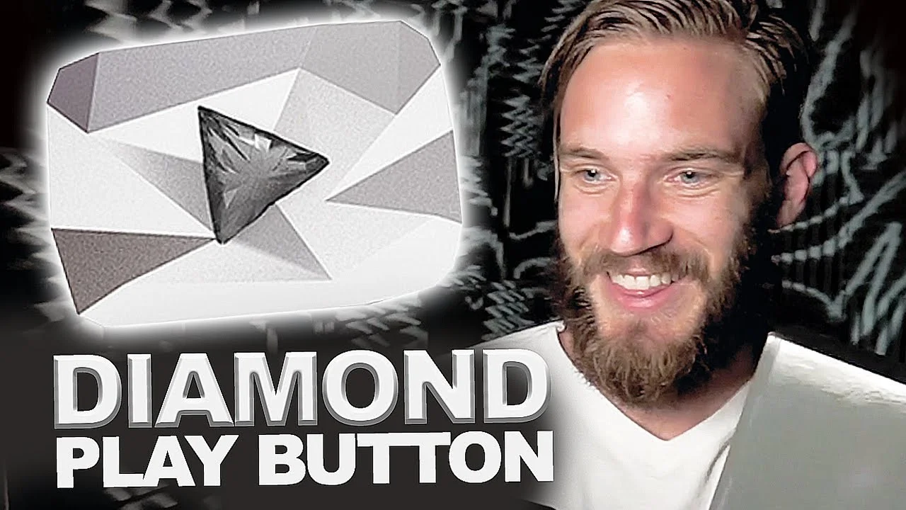 PewDiePie отдал бриллиантовую кнопку от YouTube фанату - изображение обложка