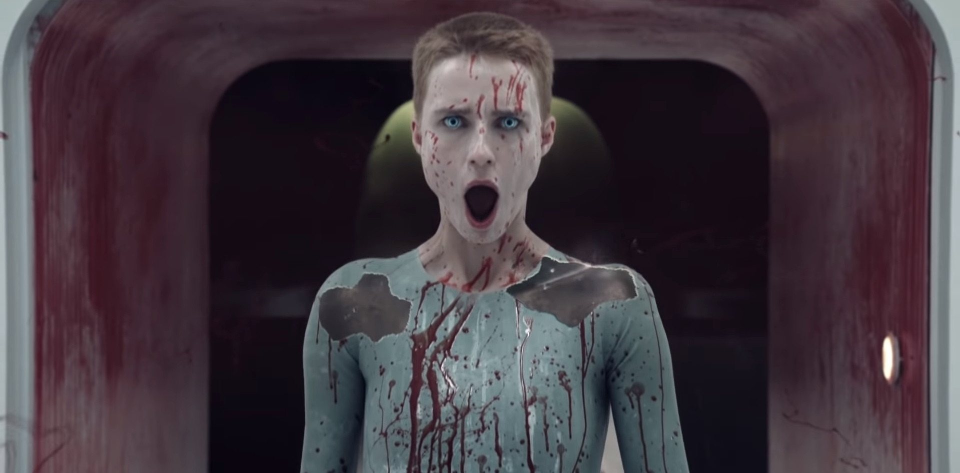 В свежем ролике HBO Max показали кадры сериала Ридли Скотта - изображение обложка