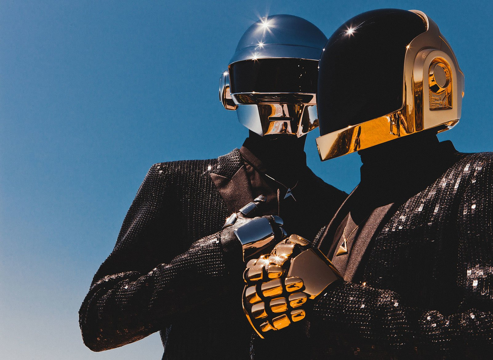 Daft Punk распались — дуэт выпустил 8-минутный «Эпилог» - изображение обложка