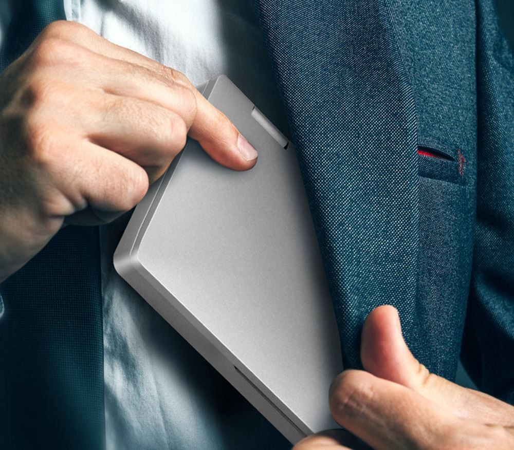 One Netbook, по слухам, готовит игровой мини-ноутбук One-GX с беспроводными контроллерами - изображение обложка