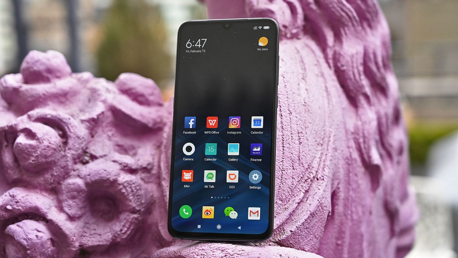 Флагманский смартфон Xiaomi Mi 9 официально представлен - изображение обложка