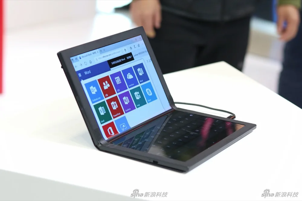 Опубликованы реальные фото Lenovo ThinkPad X1 — первого ноутбука с гибким экраном - фото 1