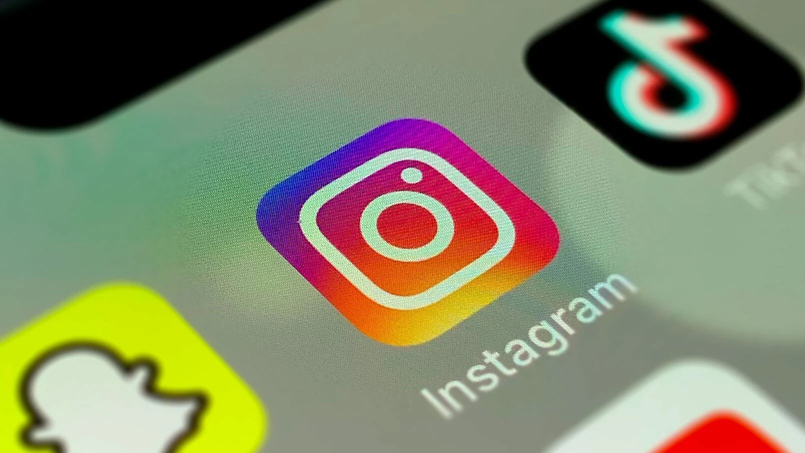 Instagram заблокировали на территории России - изображение обложка