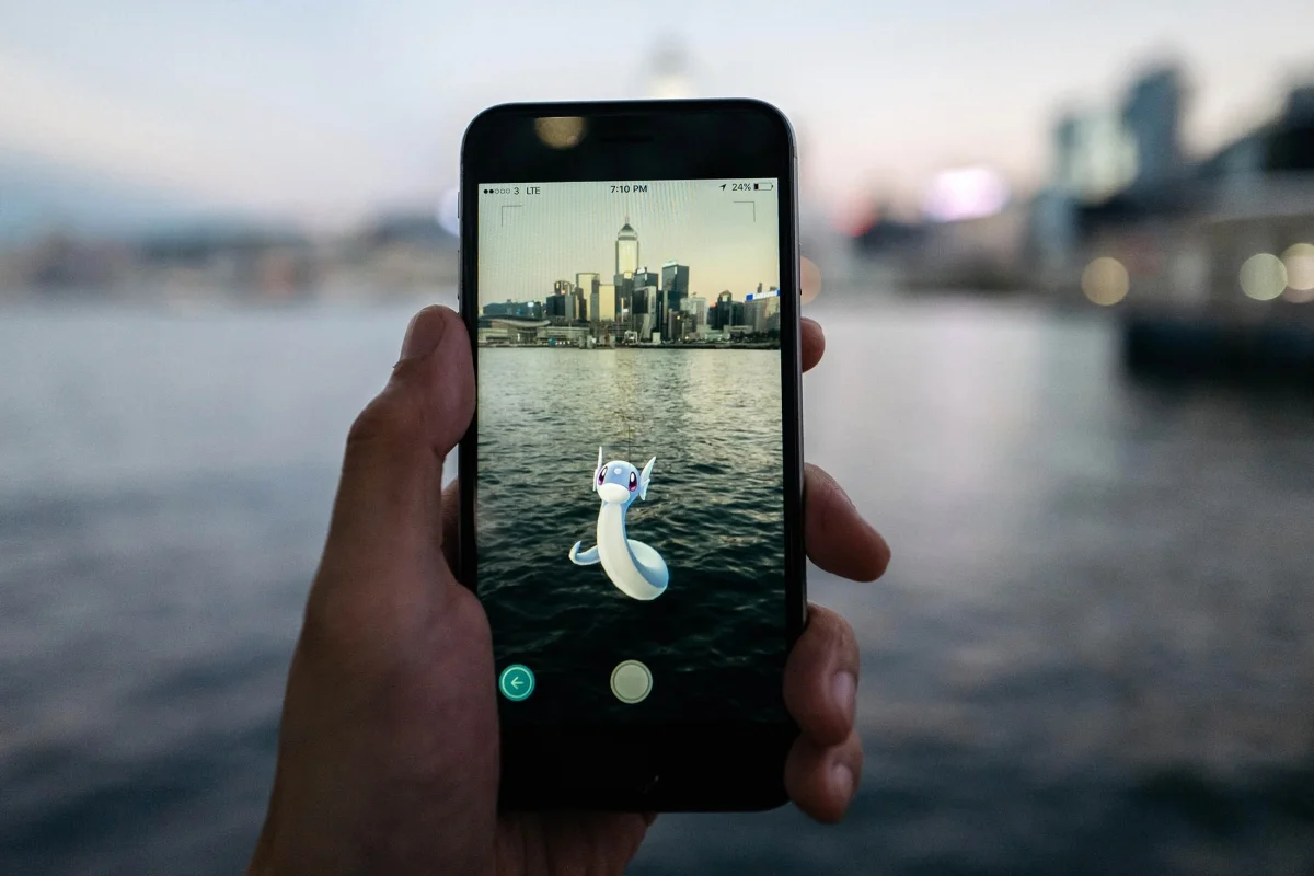 Bloomberg: Apple может выпустить iPhone с 3D-камерой - фото 1