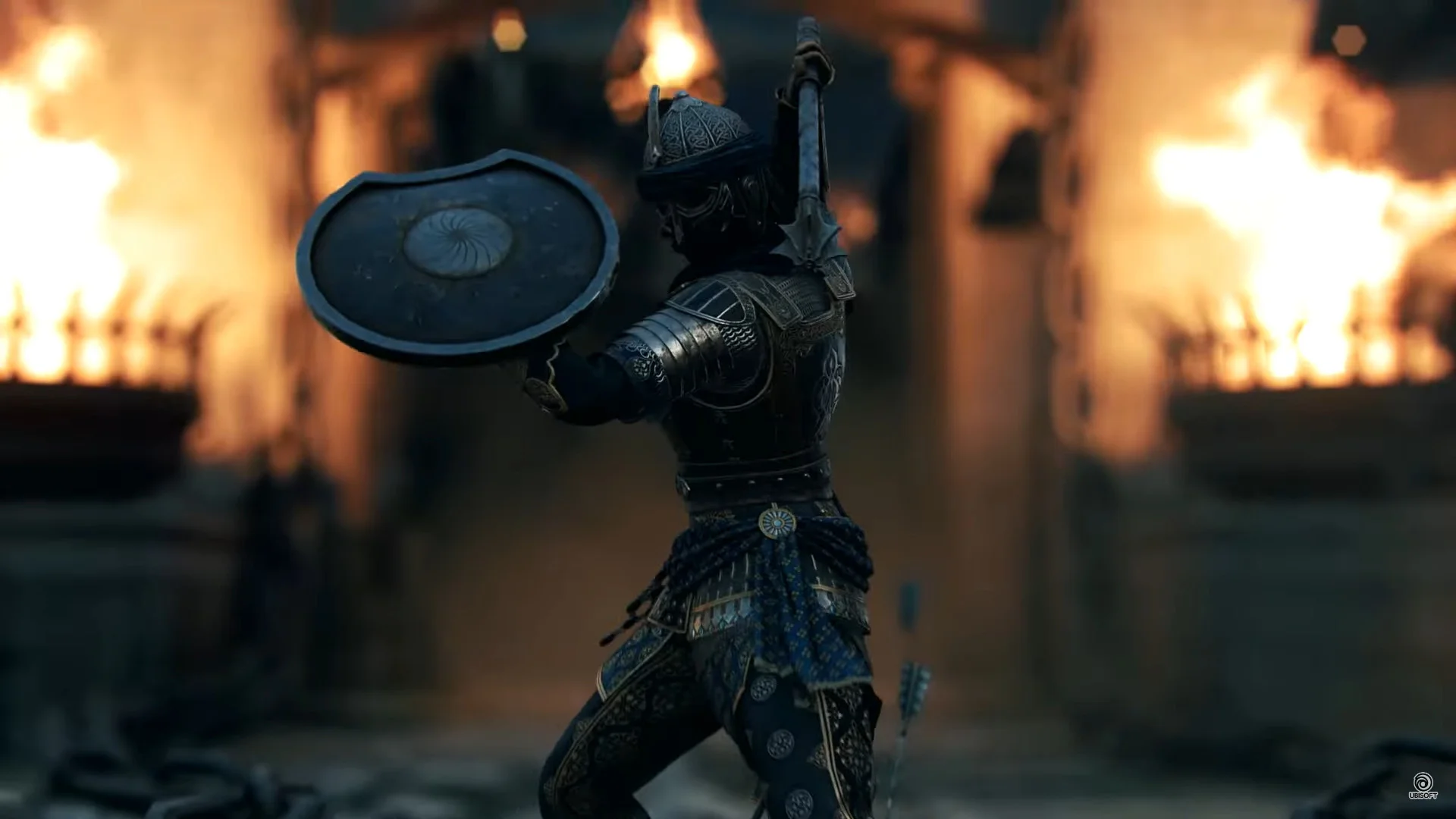 В For Honor добавят нового героя — воительницу с булавой и щитом - изображение обложка