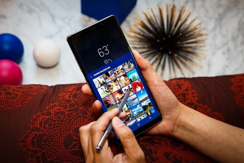 Samsung анонсировала смартфон Galaxy Note 8 - фото 2