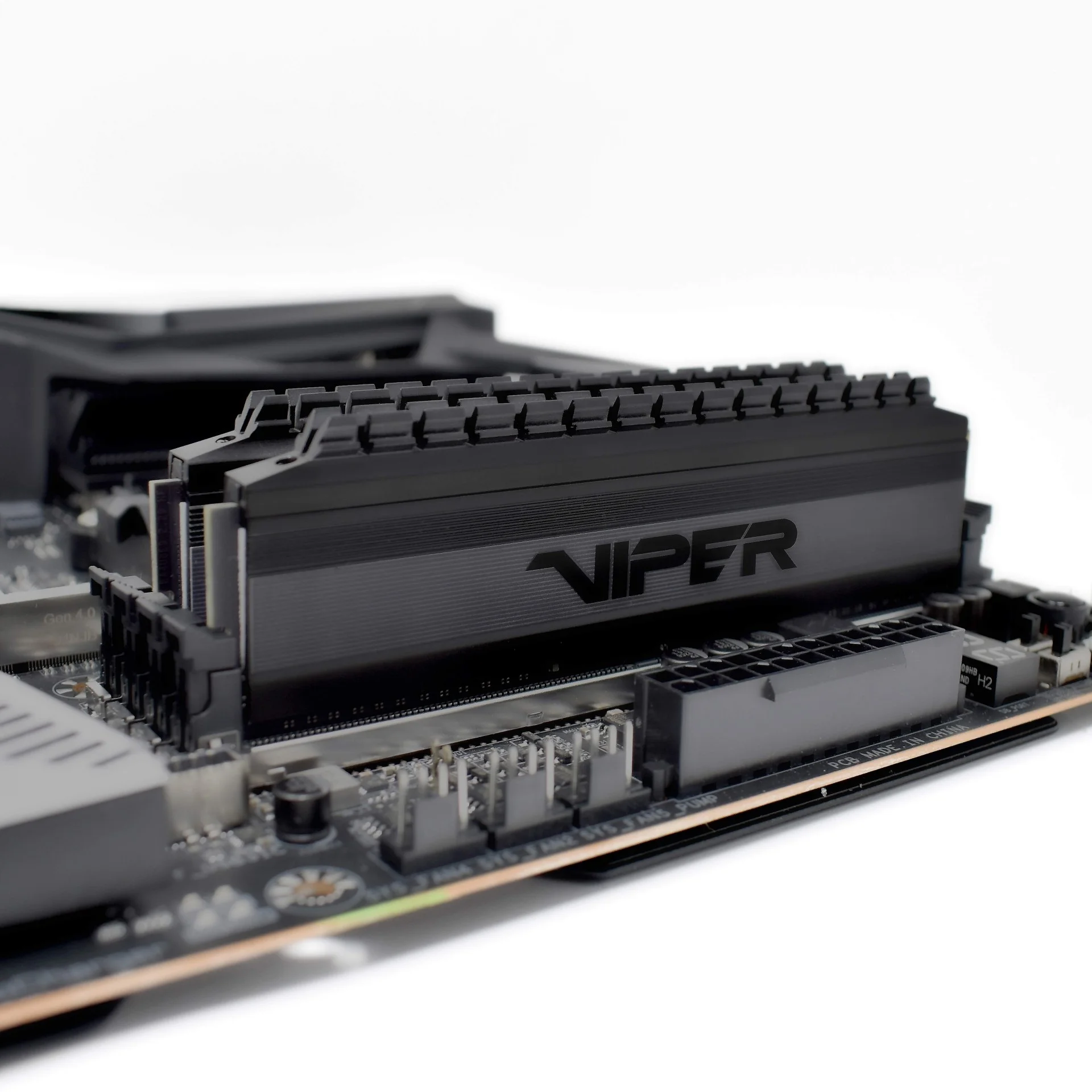 Patriot расширяет линейку ОЗУ DDR4 серии Viper 4 - фото 1
