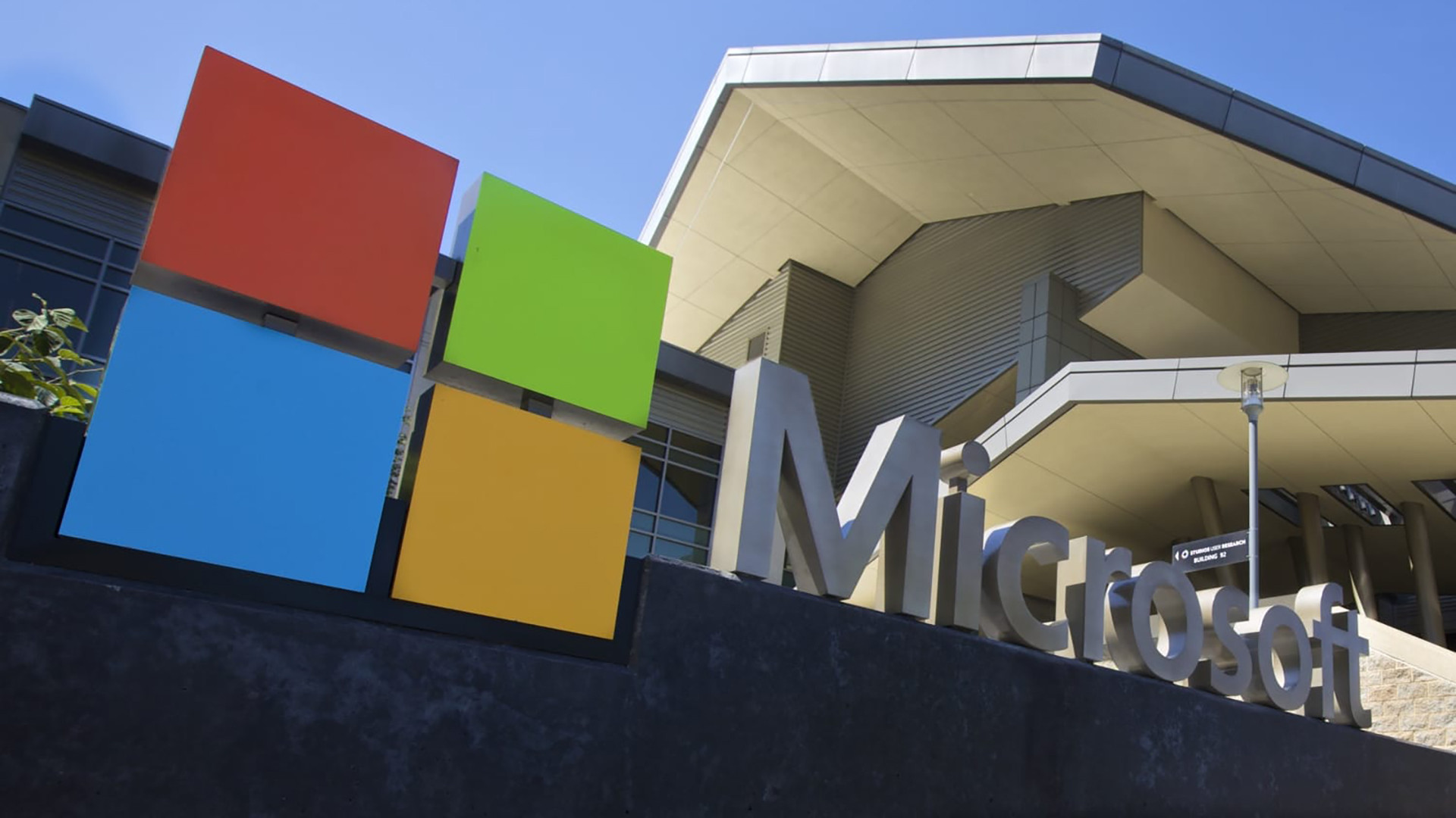 Суд рассмотрит жалобу игроков на сделку Microsoft и Activision - изображение обложка