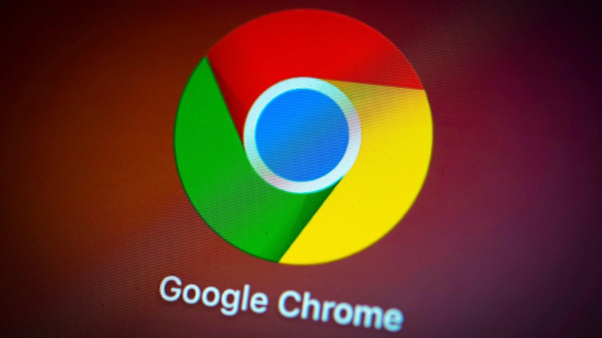 Google навязчиво рекомендует пользователям Edge устанавливать Chrome - изображение обложка