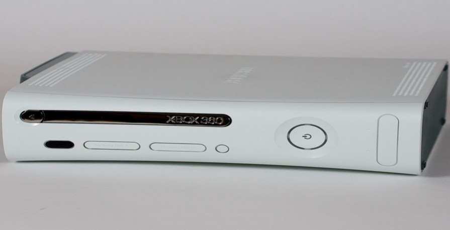 "Плоский" Xbox 360 появится в этом году - изображение обложка