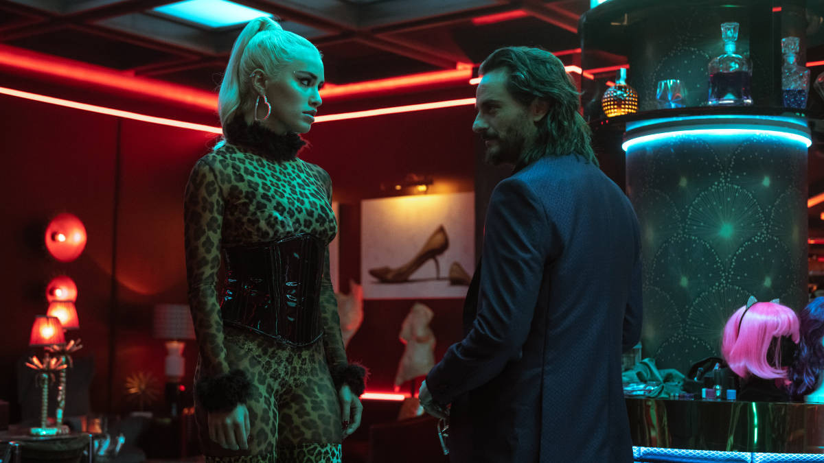 Погони и перестрелки в трейлере нового сериала от авторов «Бумажного дома» - изображение обложка