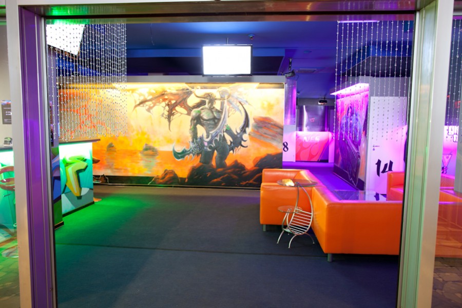 Клуб CUBE 3 дарит час игры в 3D - изображение обложка