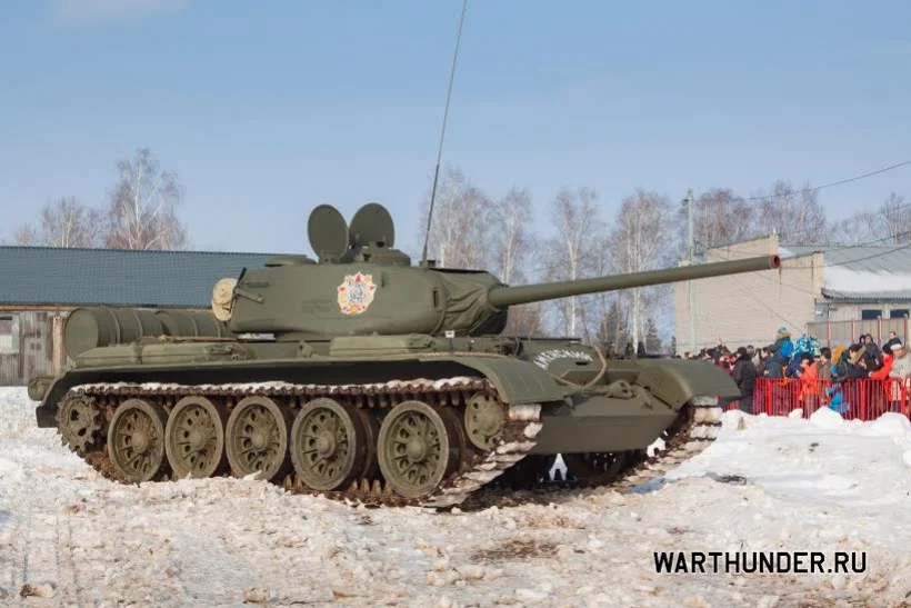 Создатели War Thunder отреставрировали танк Т-44 - фото 2